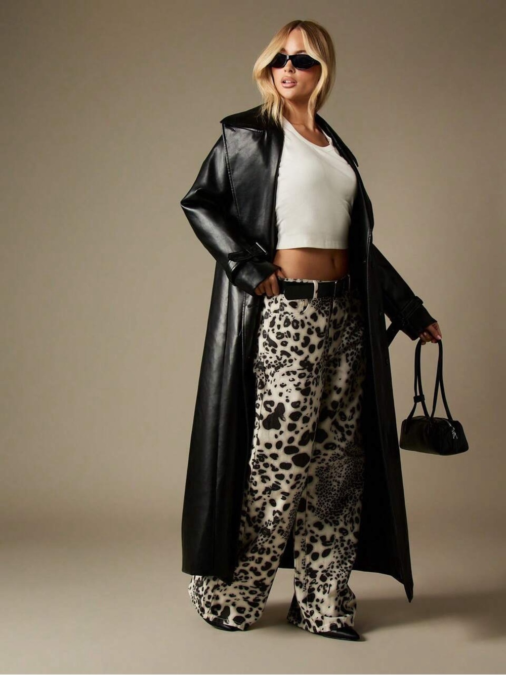 Miss guided Wide Leg Animal Print Pants - Black & White NEW - Picture 4 of 5